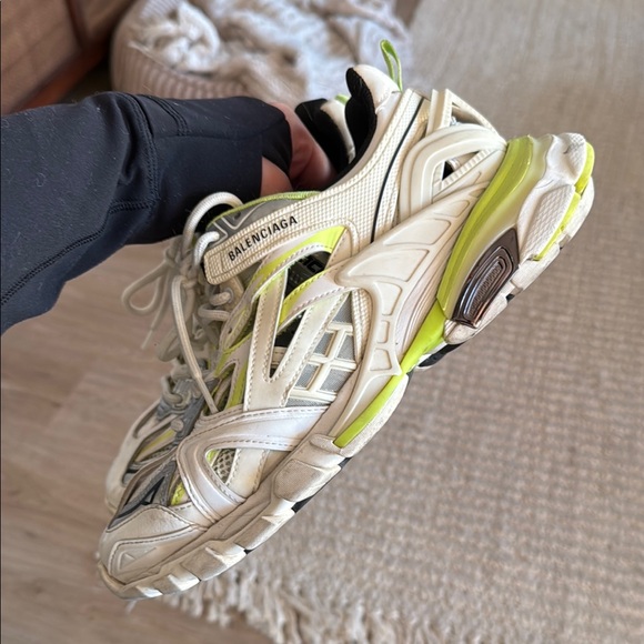 Balenciaga White and Green Track2 Sneakers - Picture 2 of 4